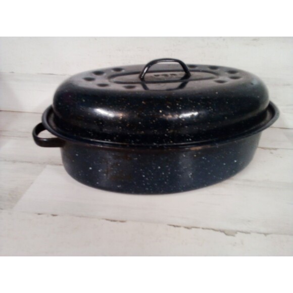 Medium Blue Roaster Pan / Great For All Occasions / Some Wear - Picture 3 of 16